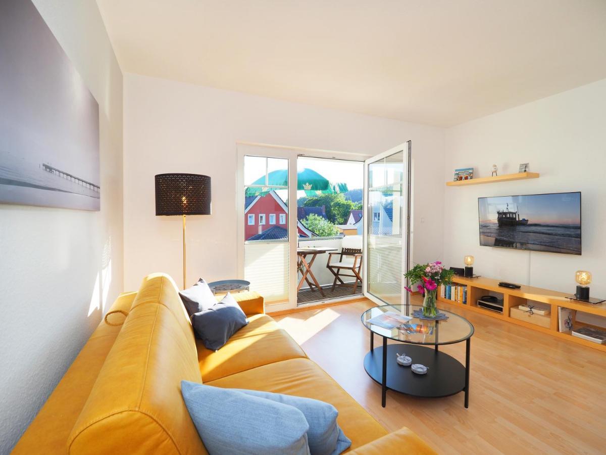 Ferienwohnung "Sonnenblick" ゼーバート・ヘリングスドルフ エクステリア 写真